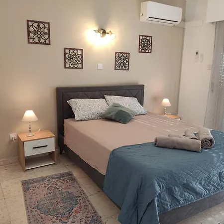 Marina View Seaside * Larnaca