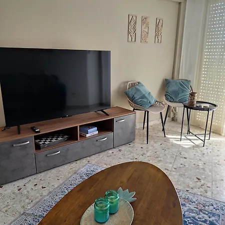 Marina View Seaside شقة